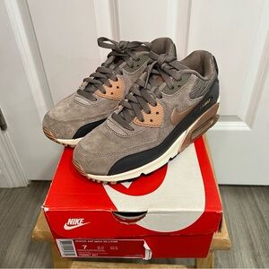 Nike Air Max 90 Leather Iron Metallic Red Bronze sneakers size 7